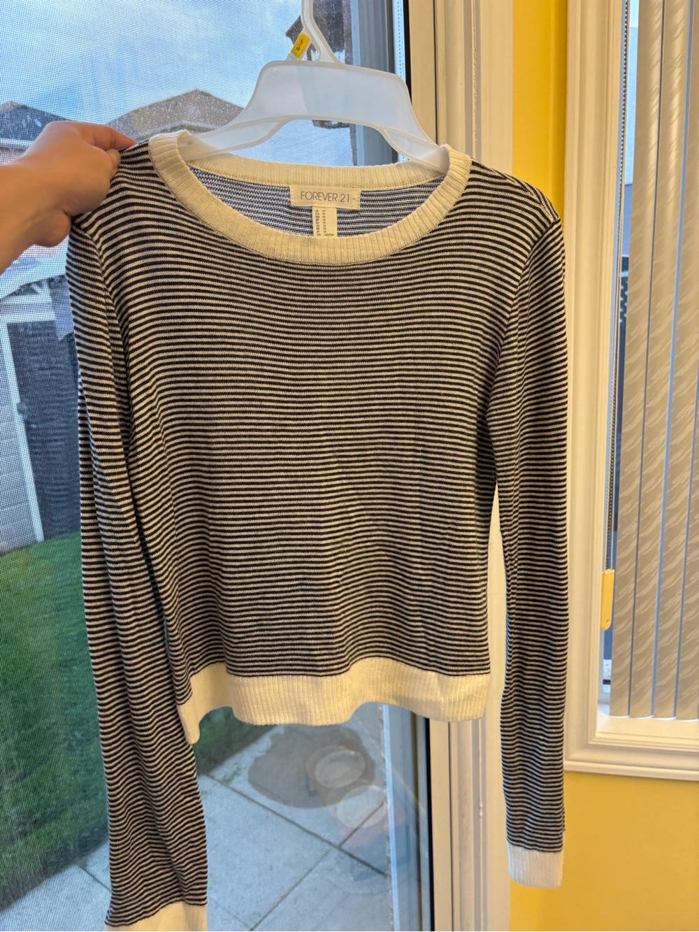 Forever 21 Black and White Striped Long-Sleeve Crewneck Top